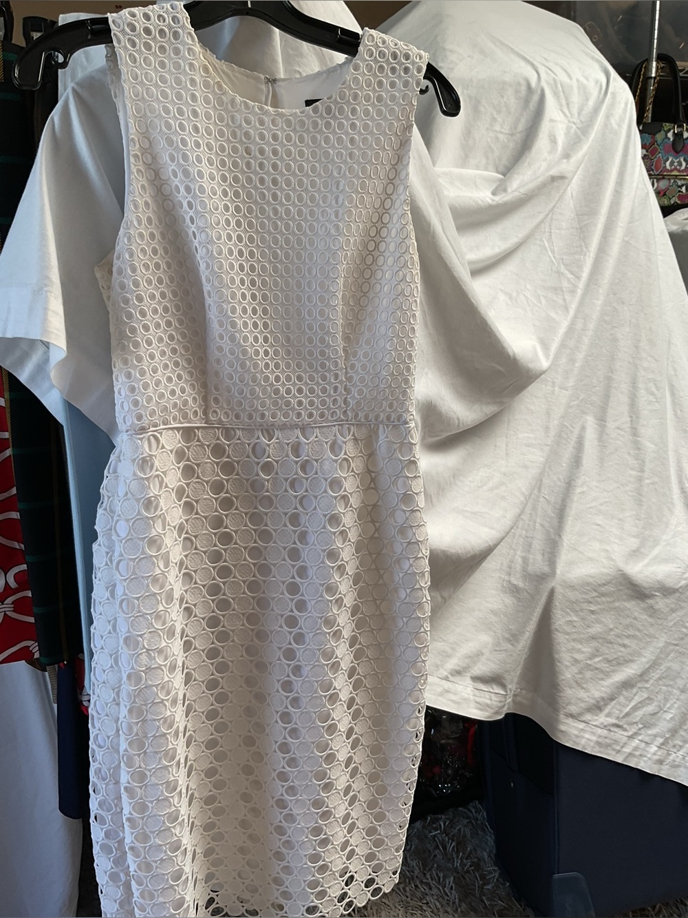 Ann Taylor Women’s White Sleeveless Eyelet Sheath Dress